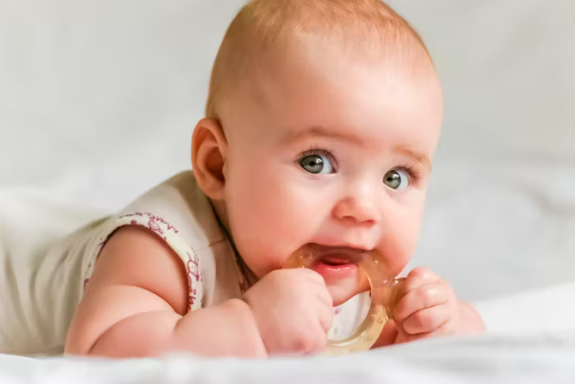 anneau-dentition-bebe